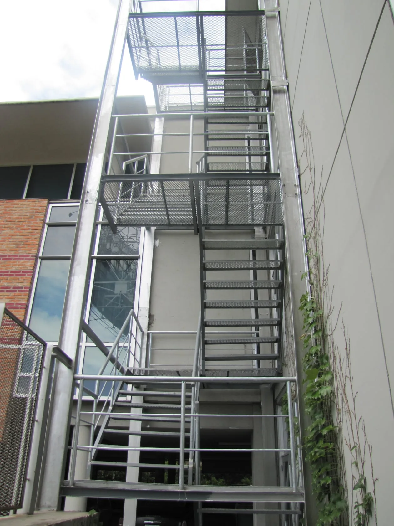 Escaleras — Escaleras — instalación 8