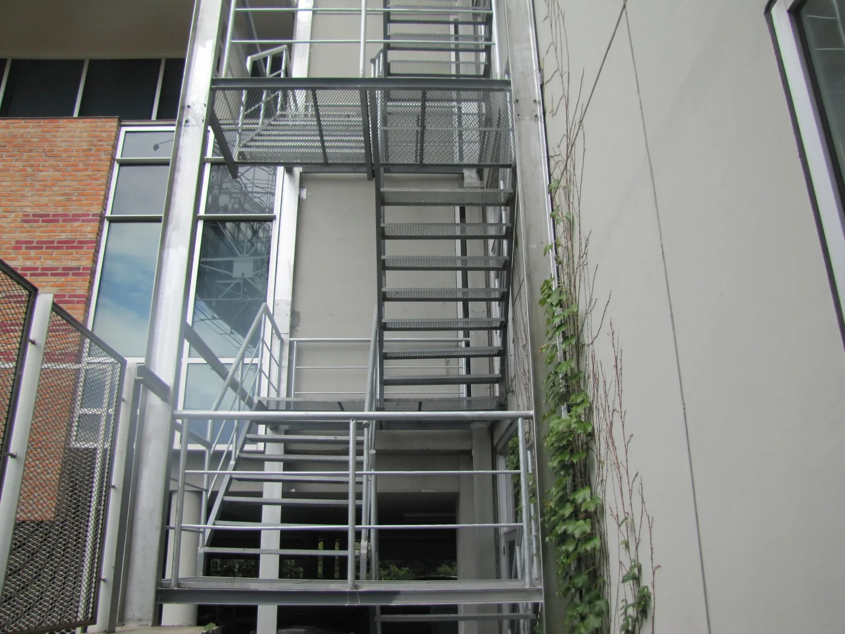 Escaleras — Escaleras — instalación 11