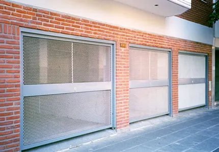 Corredizos — Portones automáticos — instalación 16