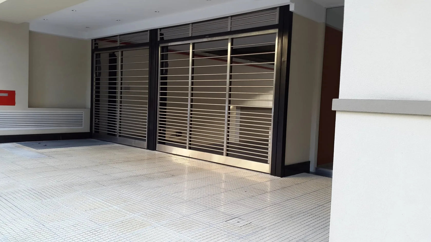 Corredizos — Portones varios — instalación 14