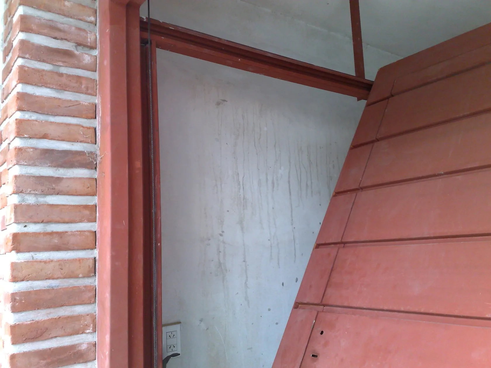 Levadizos / basculantes — Portones varios — instalación 32