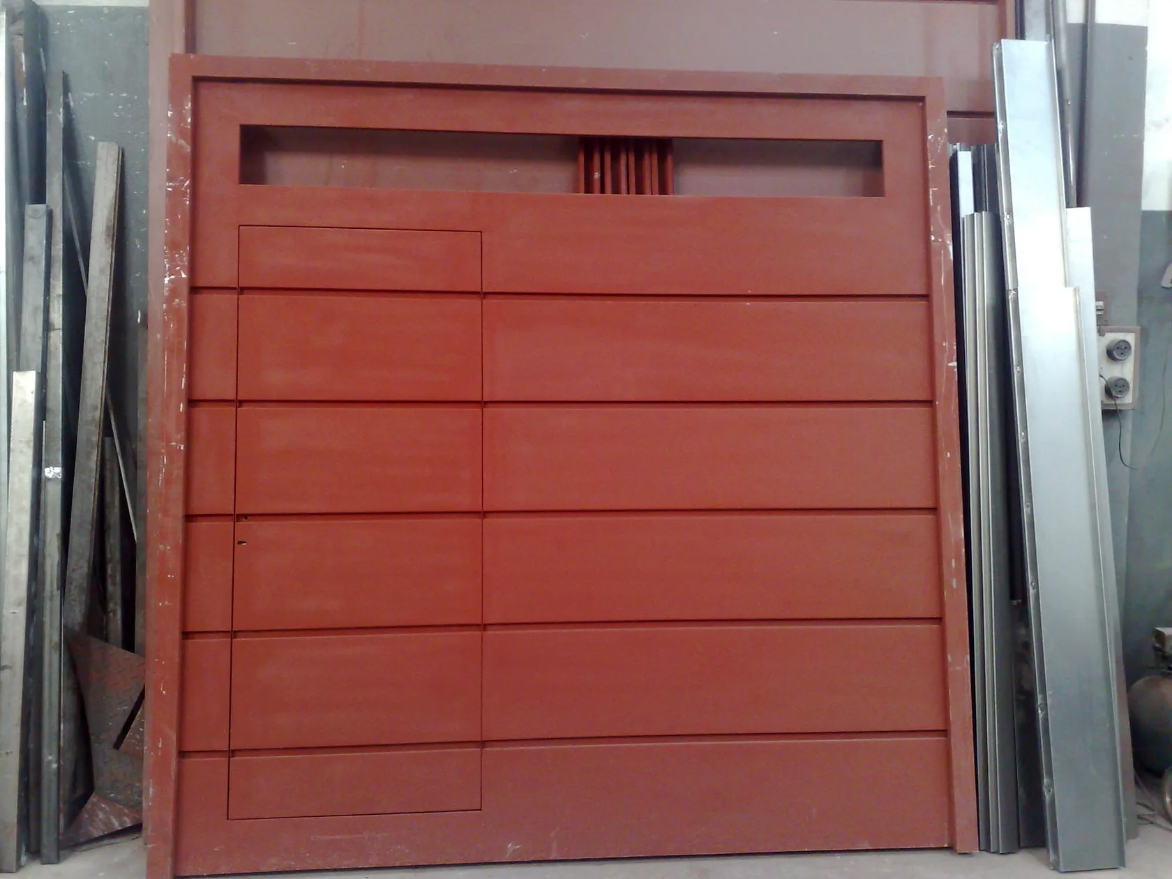 Levadizos / basculantes — Portones varios — instalación 36